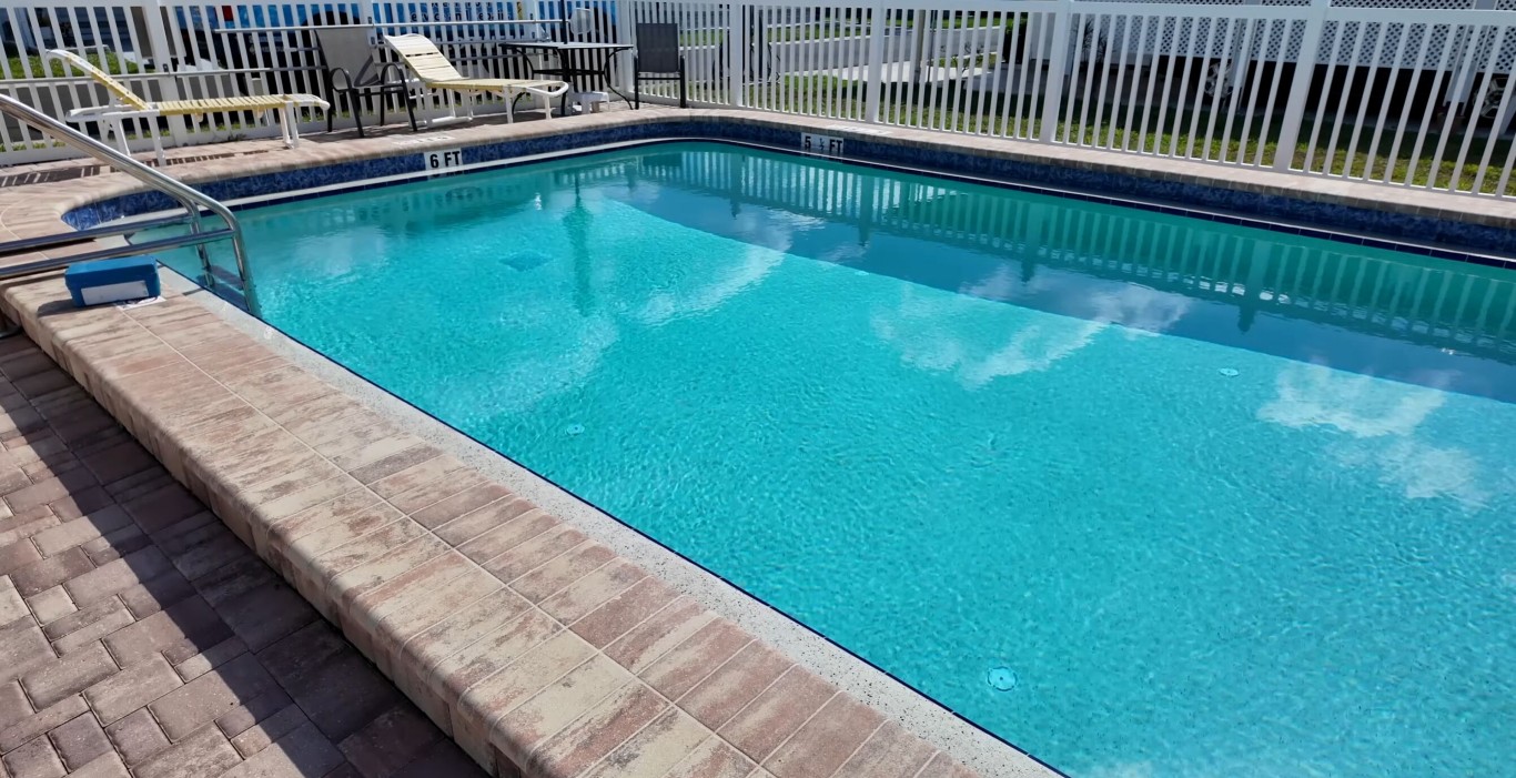 Pool Filter Cleaning & Replacement in Alameda, CA